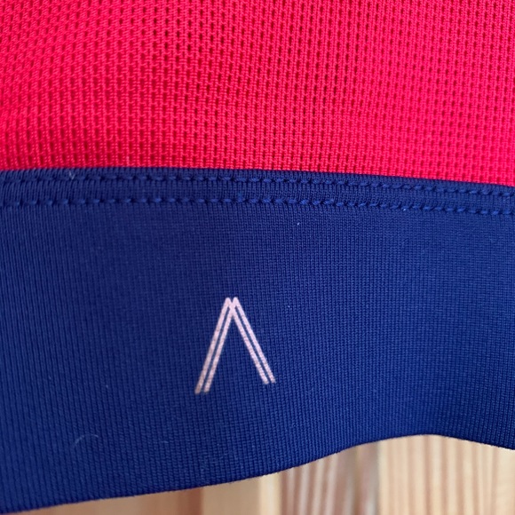 Sports Bra - Picture 4 of 4